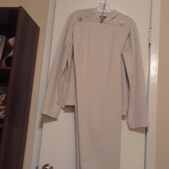 Van Heusen jogging suit - Picture 3 of 3